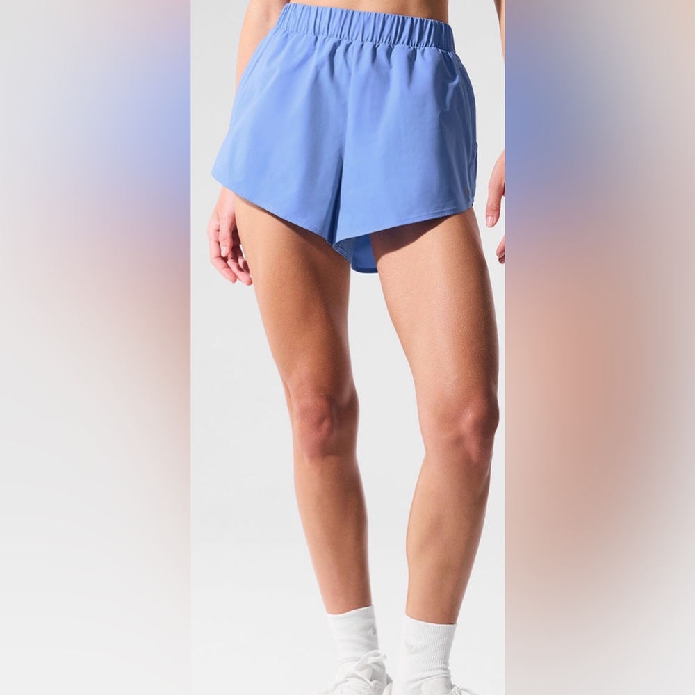 Alo Playmaker Dolphin Short